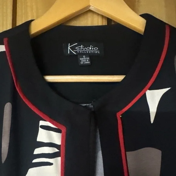 K Studio Women's Abstract Black and Red Blazer - Picture 2 of 5